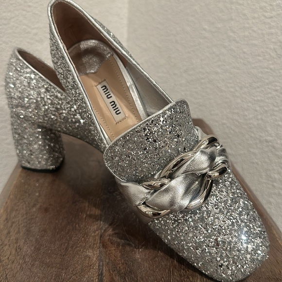 Miu Miu Vernice 2 Metallic Diamond Glitter Loafers Pumps Silver Size 38 US 7.5 - Picture 10 of 13